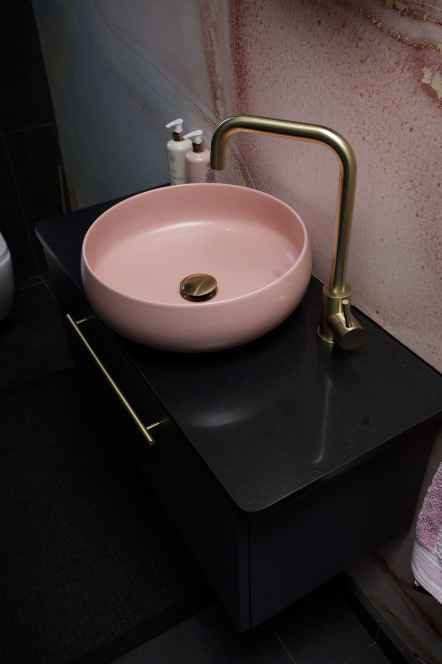 4 Bedroom Property for Sale in Loevenstein Western Cape